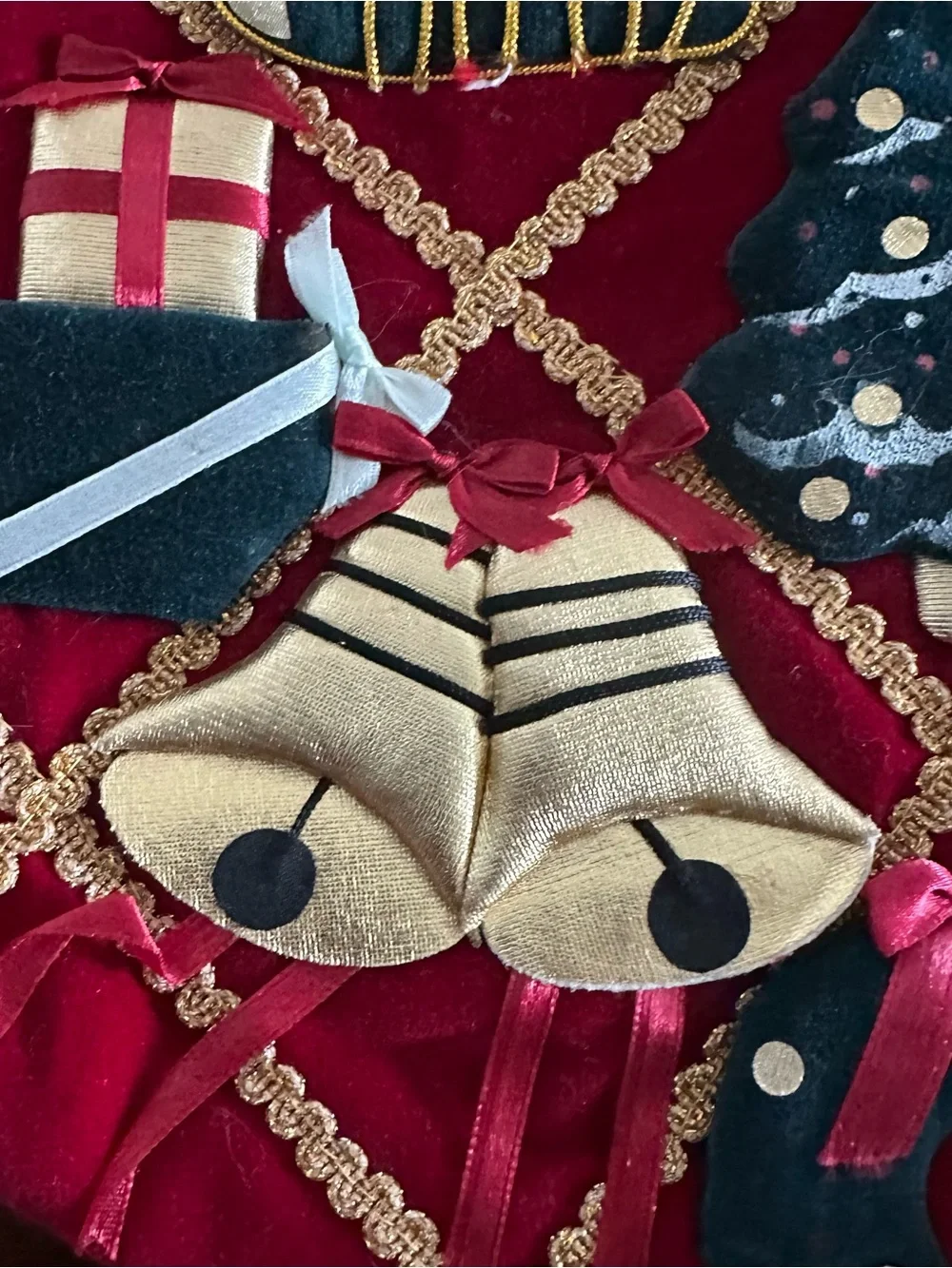 World Bazaar Velvet Christmas Stocking Gold Braid 3D Applique Kitsch Pair  READ